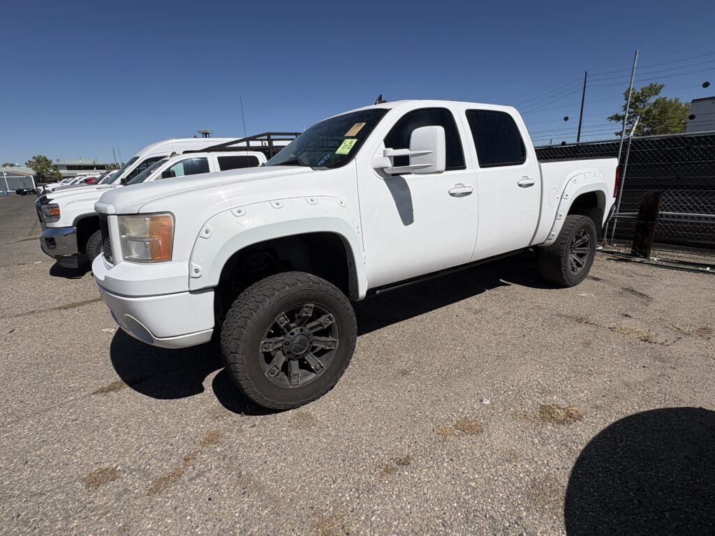 2013 GMC Sierra 1500 SLT 4WD Crew Cab