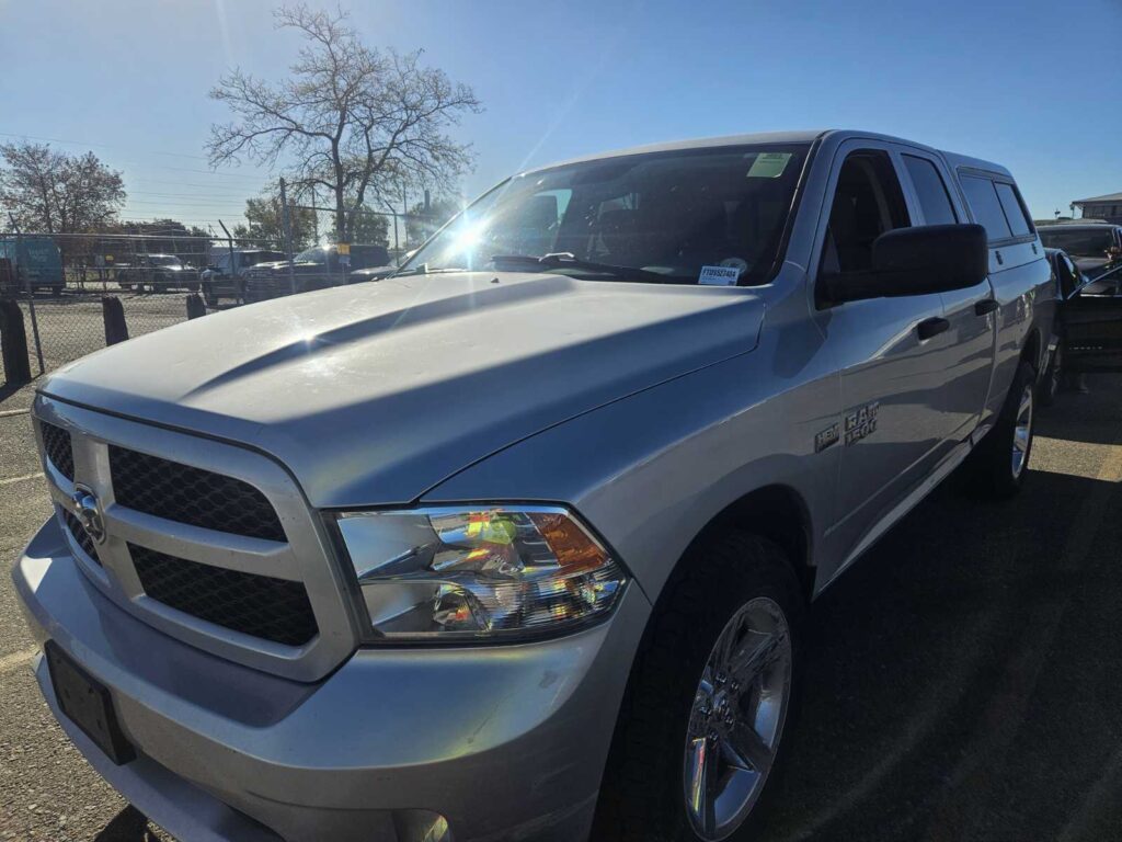 2013 Ram 1500 Express 4WD Quad Cab